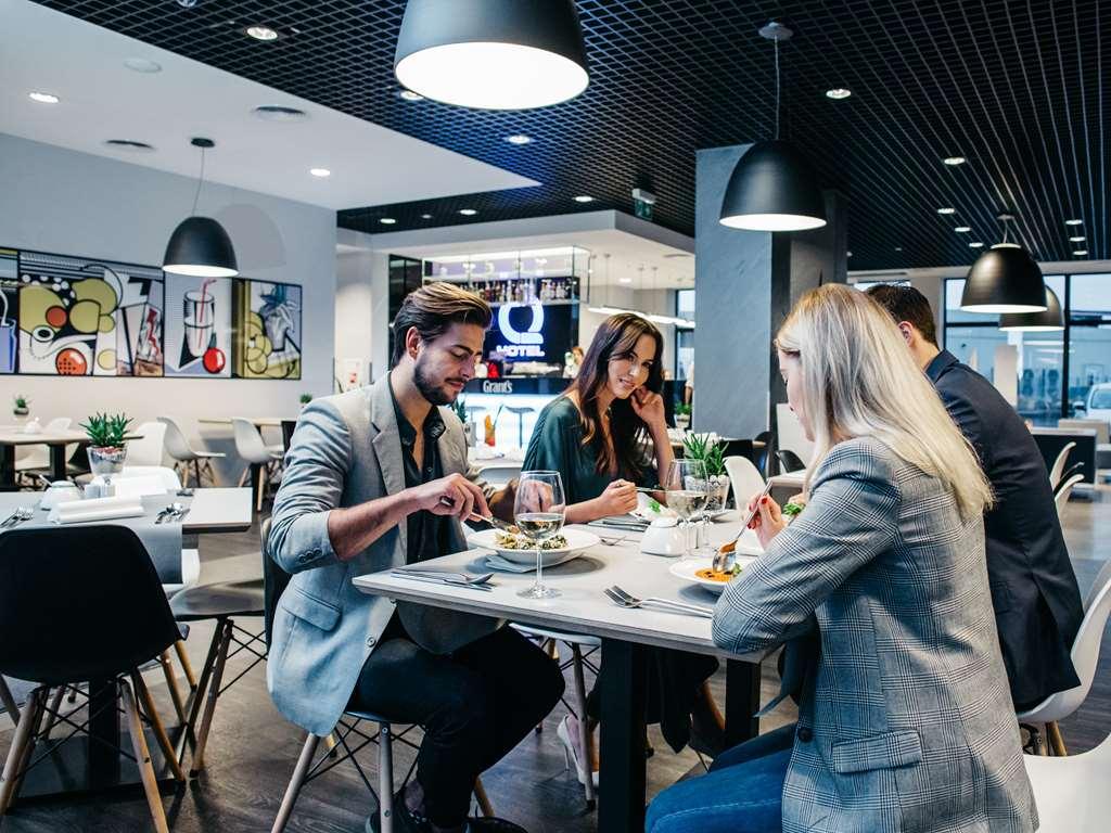 Q Hotel Красков Хора снимка