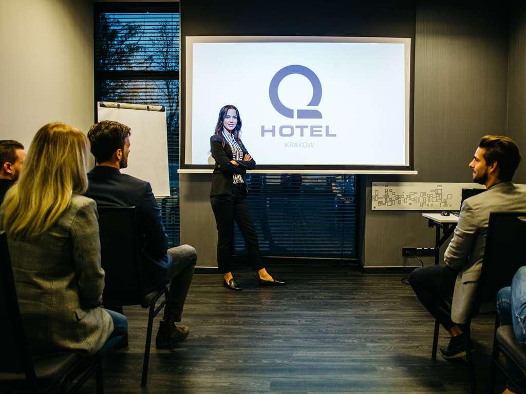 Q Hotel Красков Хора снимка