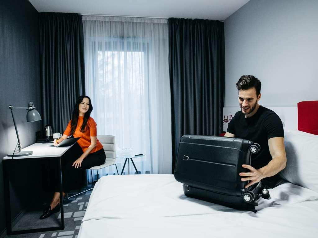 Q Hotel Красков Хора снимка