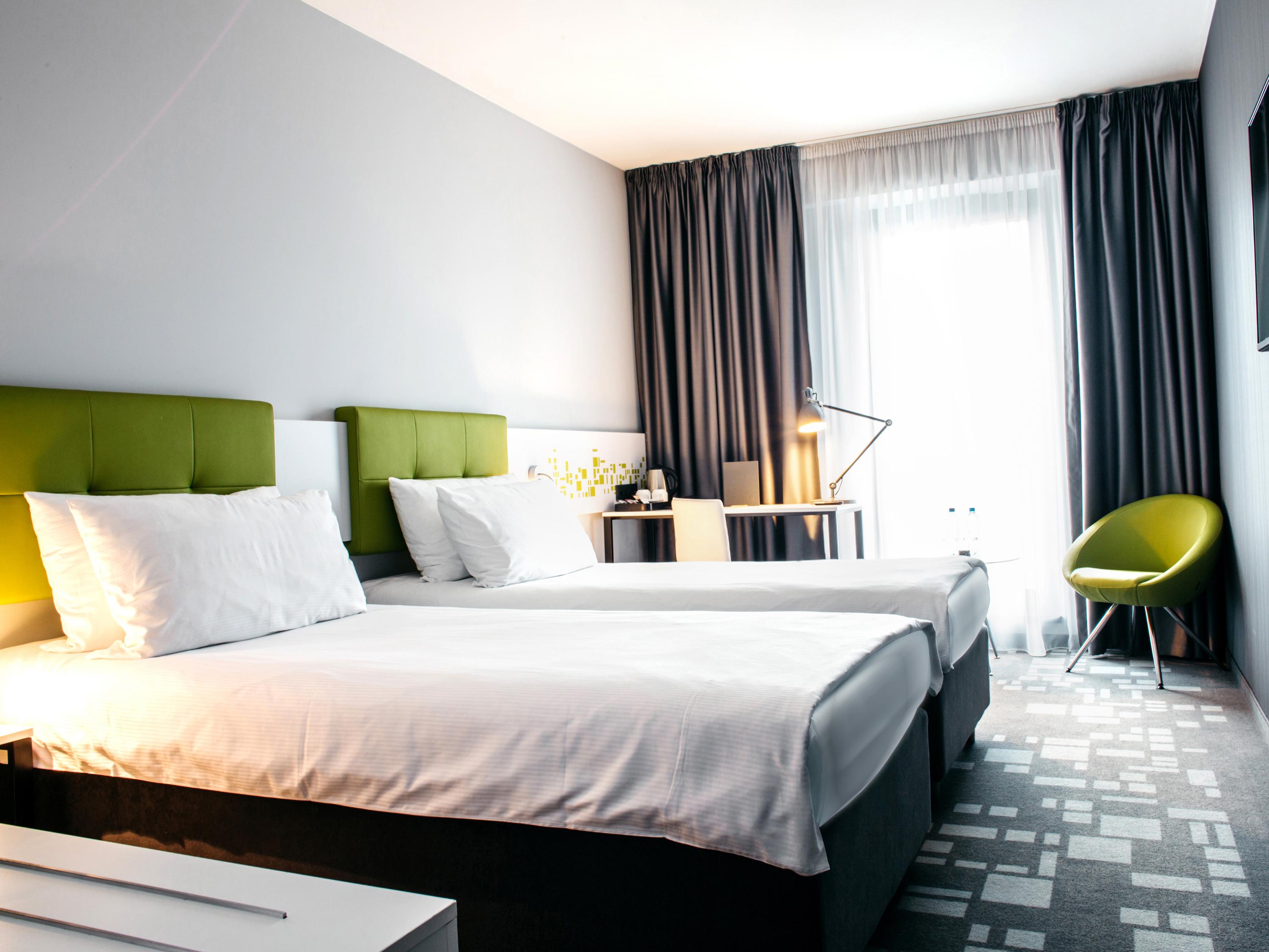 Q Hotel Красков Екстериор снимка