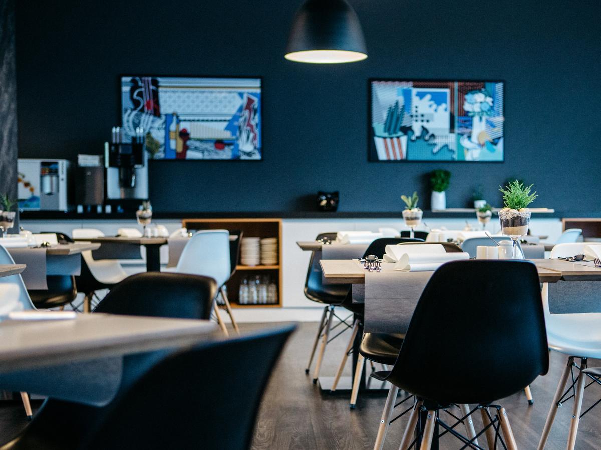 Q Hotel Красков Екстериор снимка